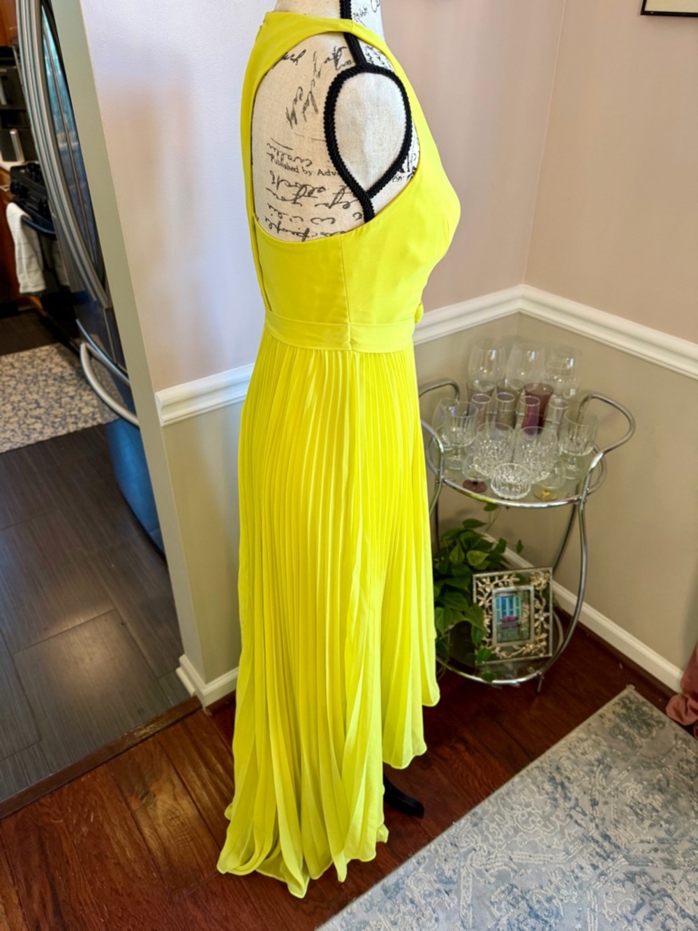 BCBG Paris Alyssa Dress Sz 2 Lime Yellow Pleated Hi Low Formal Party - Picture 5 of 9